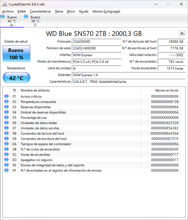 Segundo disco analizado con CrystalDiskInfo